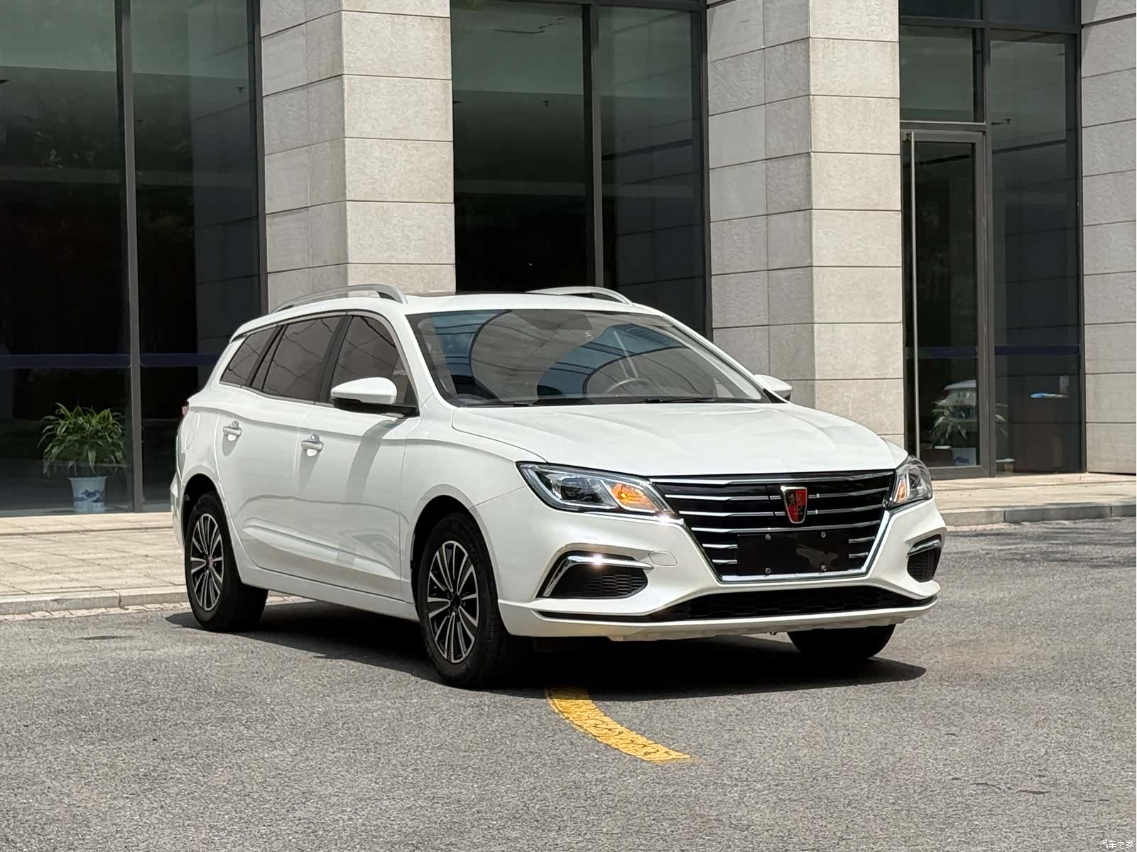 Roewe Ei5, 2018 3