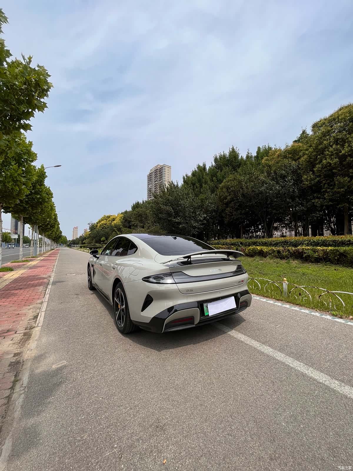 Xiaomi SU7, 2025 9