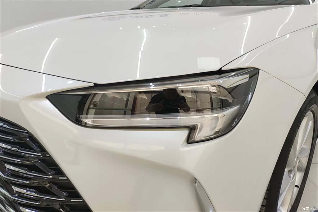 Buick Regal, 2023 все фото