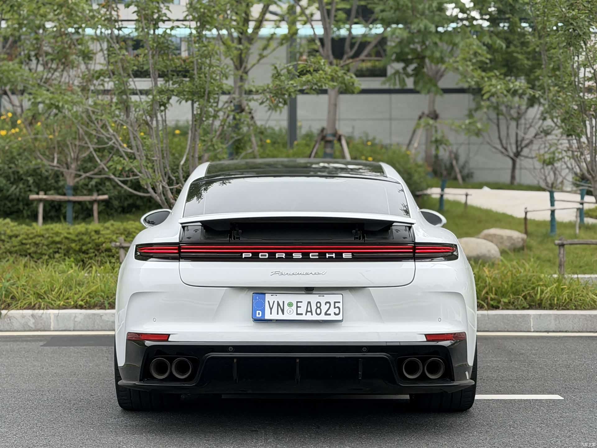 Porsche Panamera, 2024 10