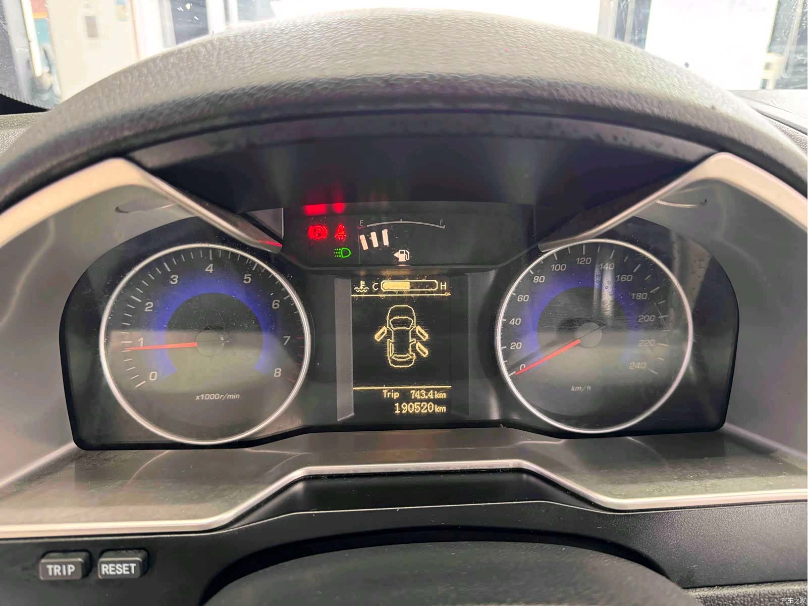 Geely Emgrand, 2014 21