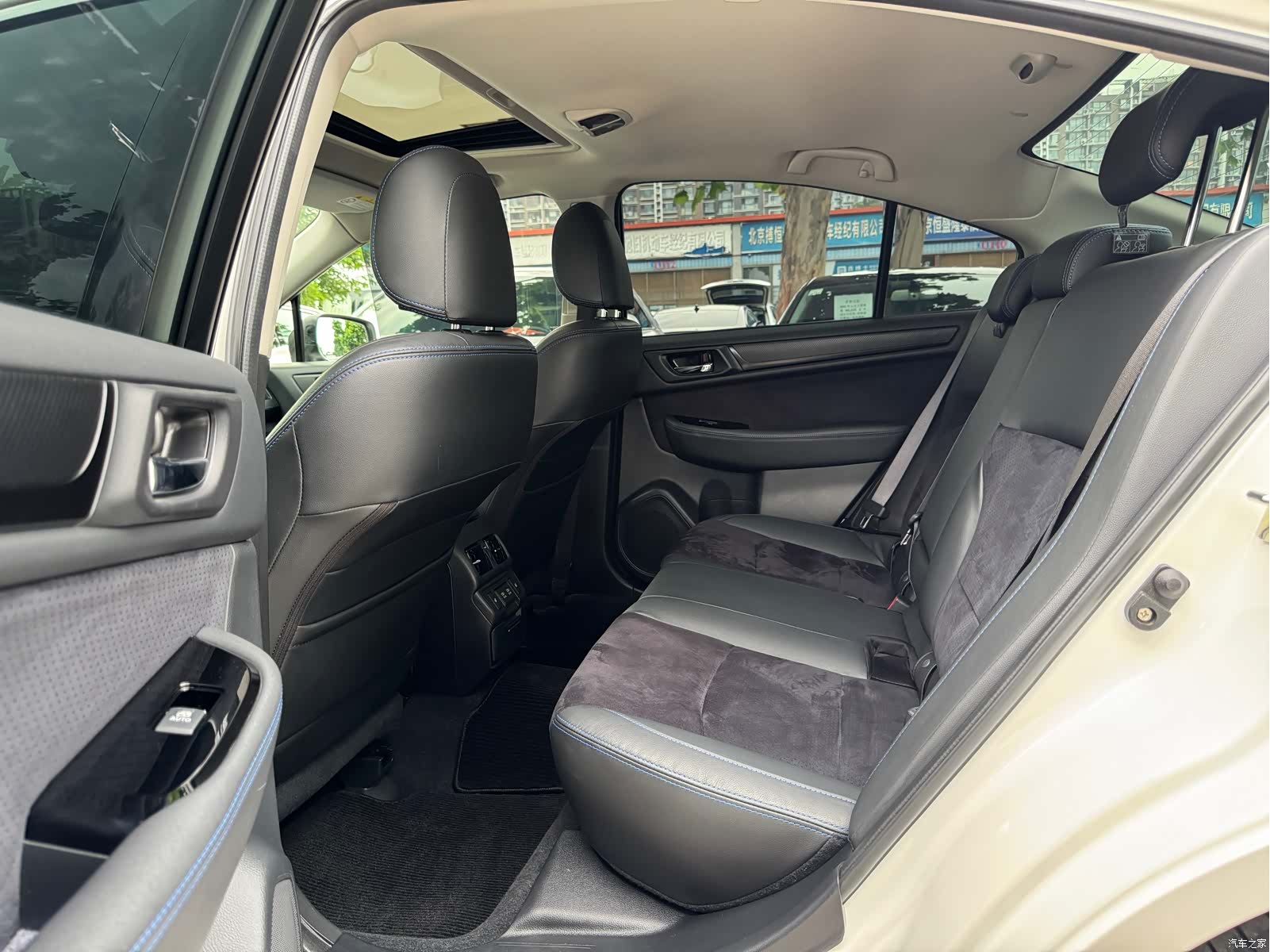 Subaru Legacy, 2020 6