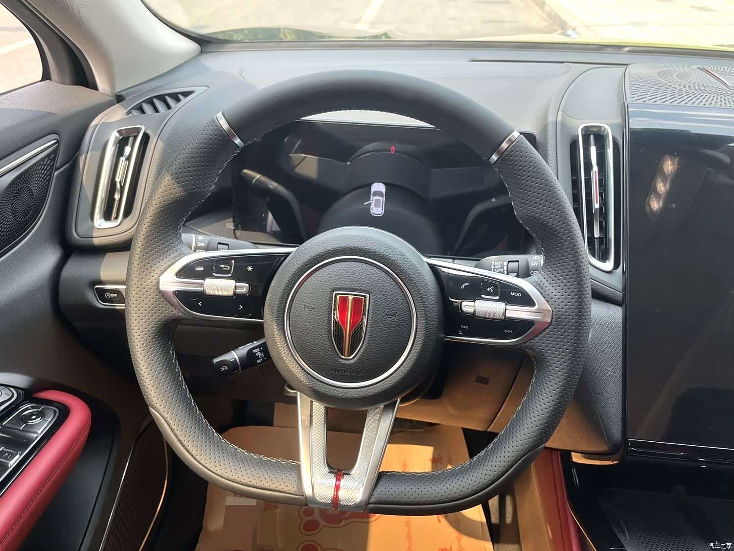 Hongqi HS3, 2025 все фото