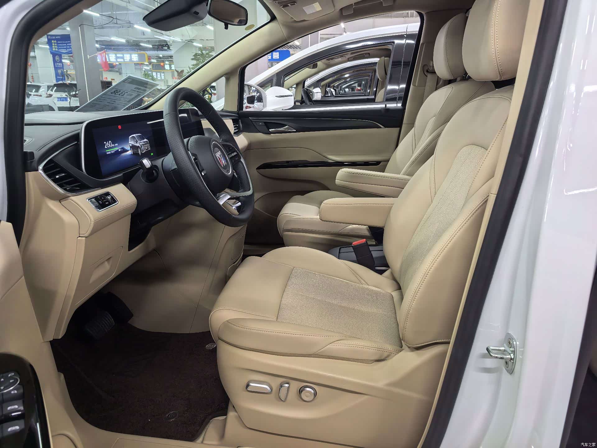 Buick GL8, 2025 все фото