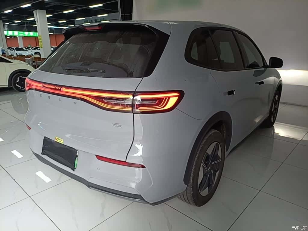 Geely Galaxy E5, 2025 7