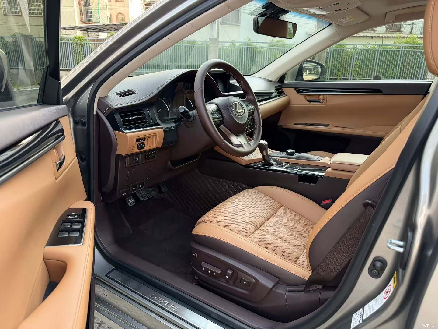 Lexus ES, 2018 6