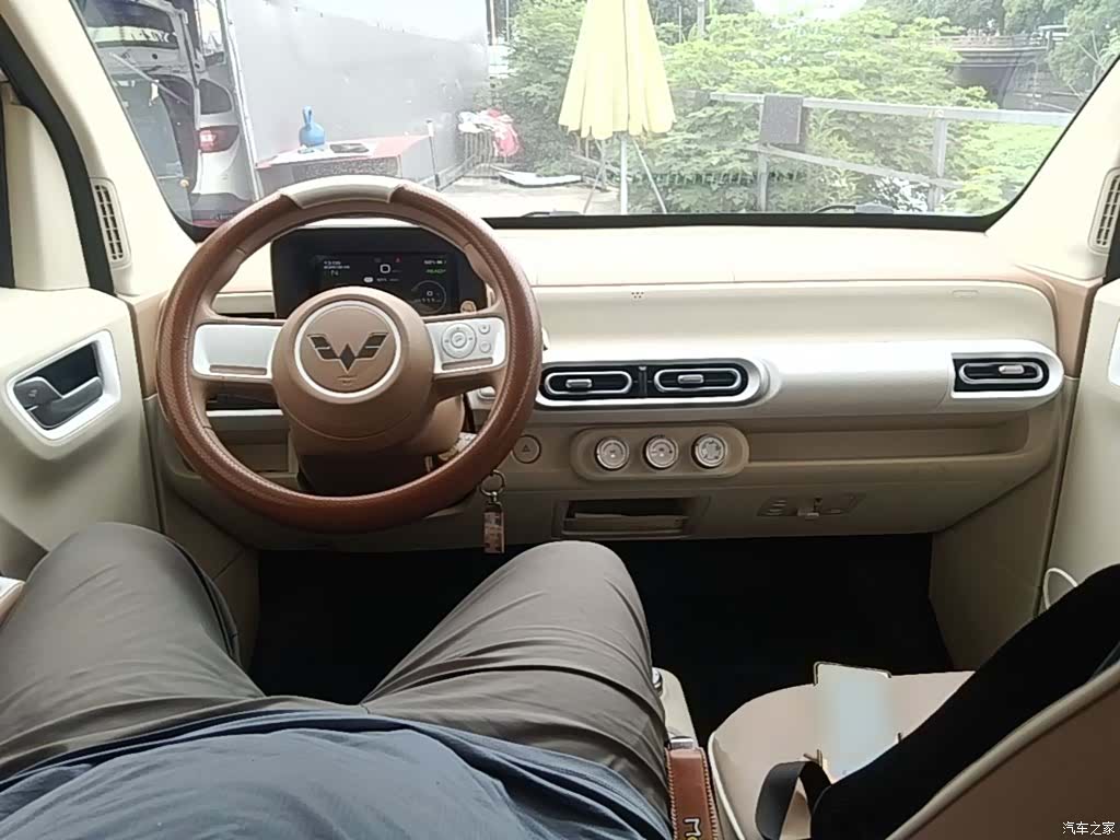 Wuling MINIEV, 2024 10