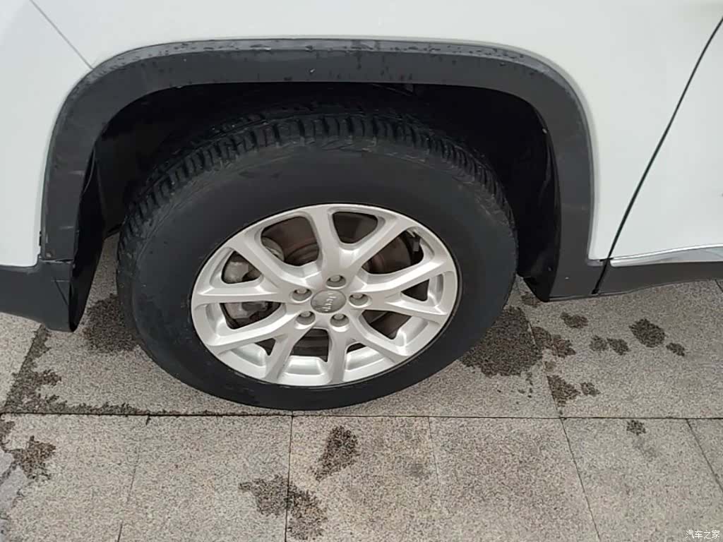 Jeep Cherokee, 2016 23