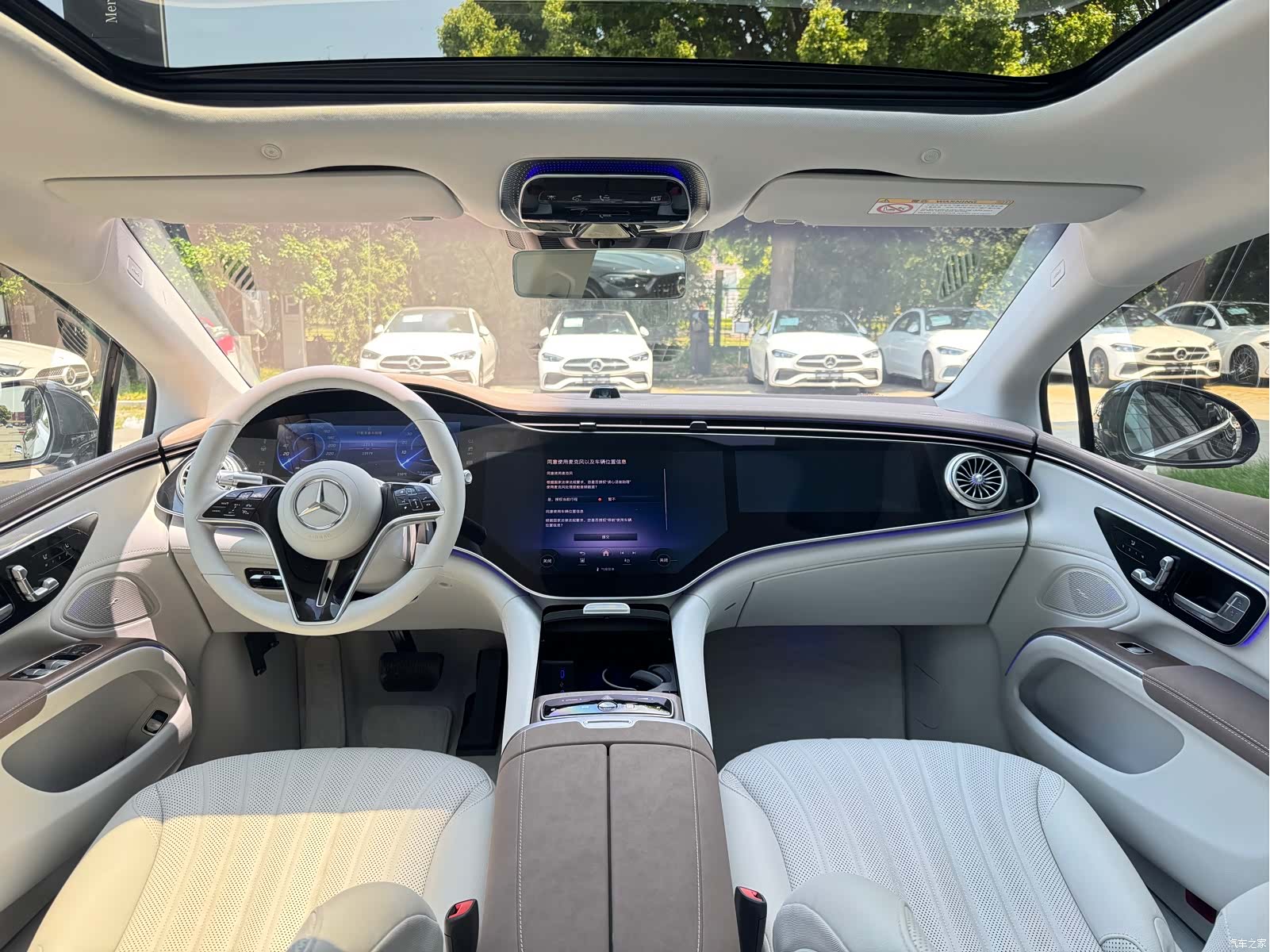 Mercedes-Benz EQS, 2024 10