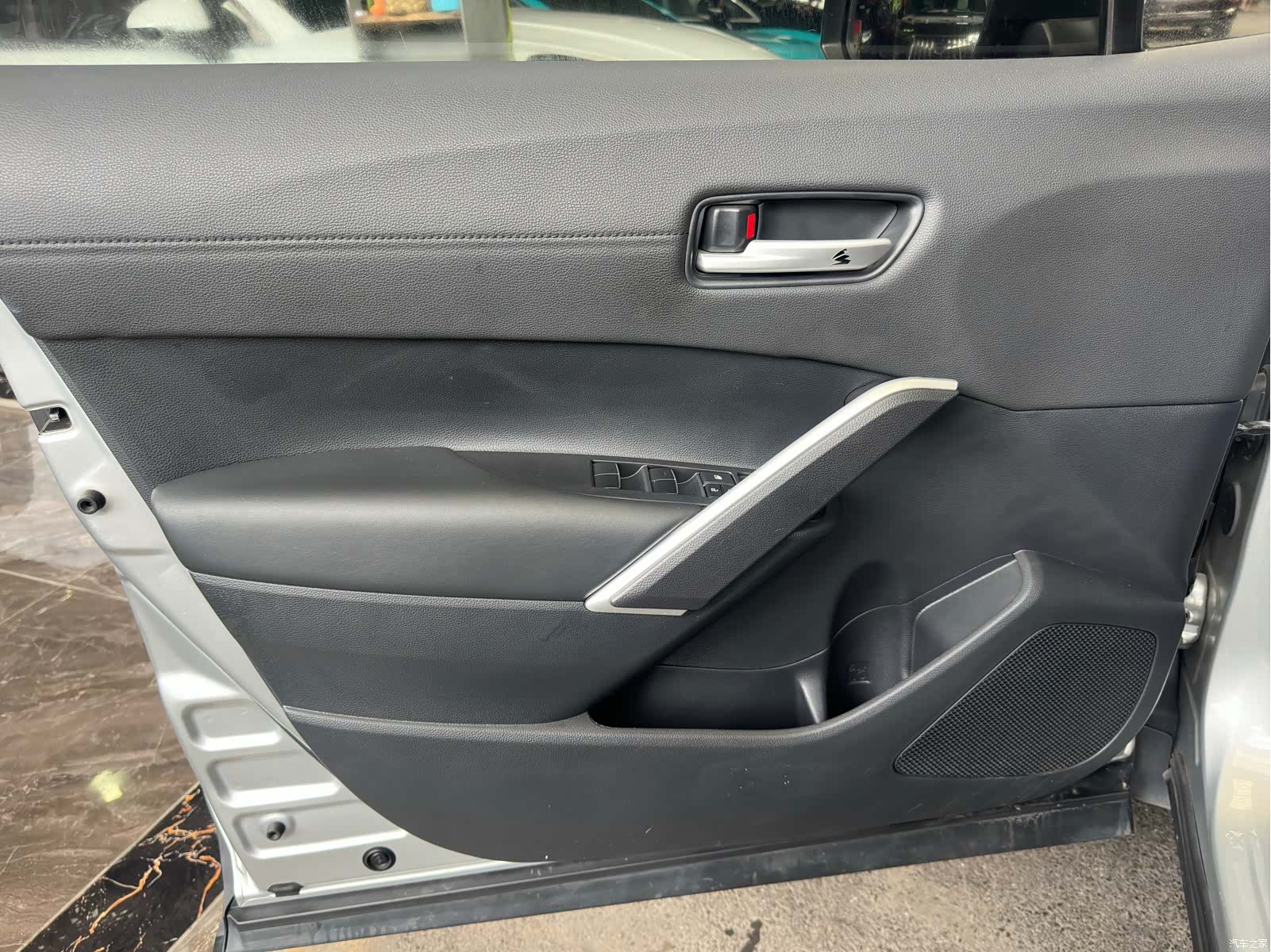 Toyota Frontlander, 2022 15