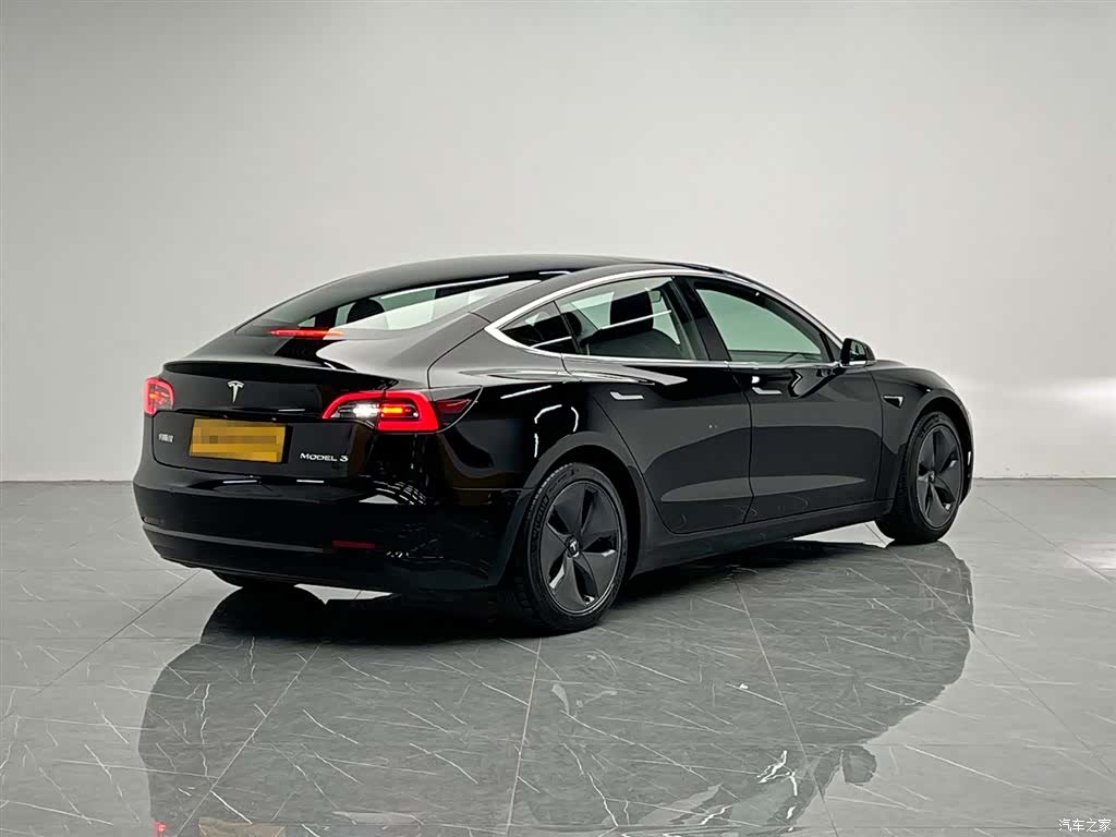Tesla Model 3, 2020 6