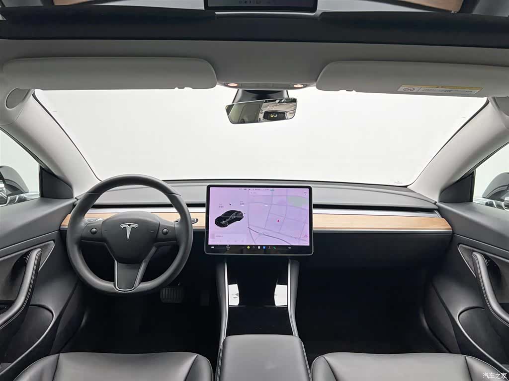 Tesla Model 3, 2020 23