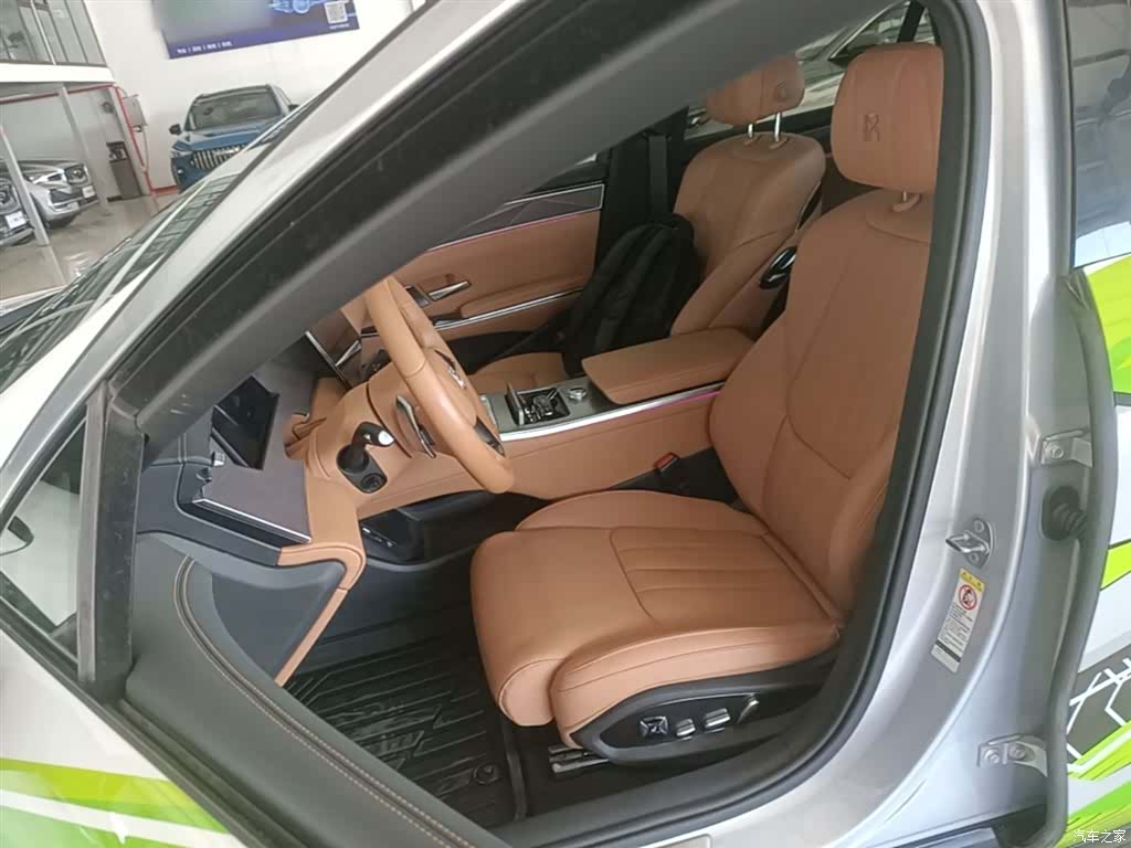 BYD Han, 2025 15