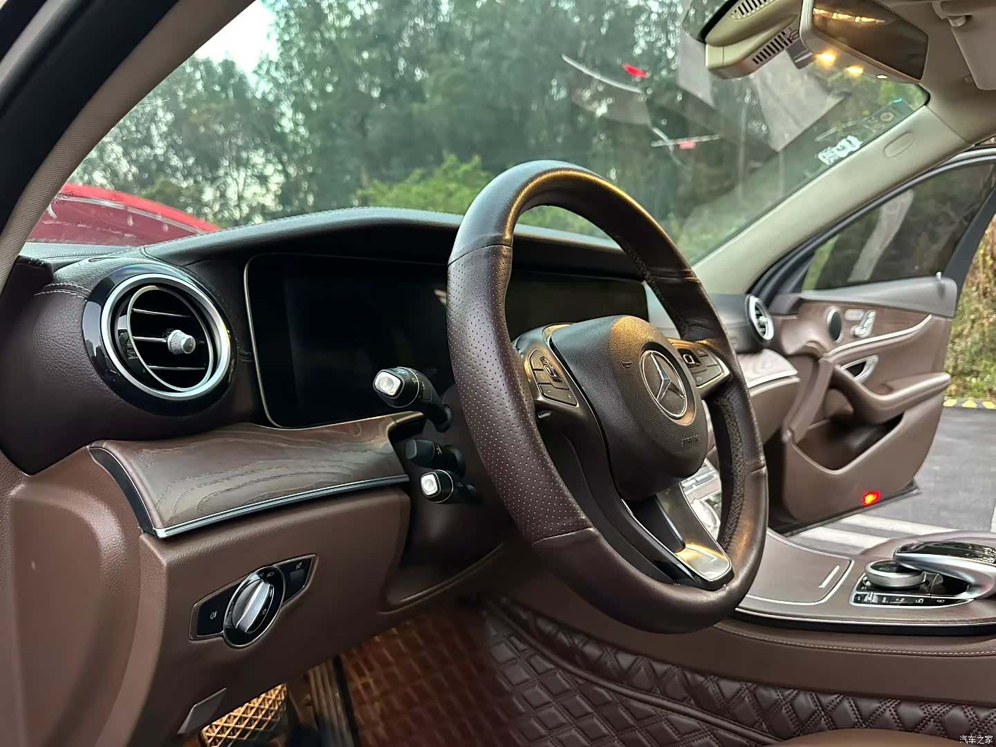 Mercedes-Benz E-Class, 2017 4
