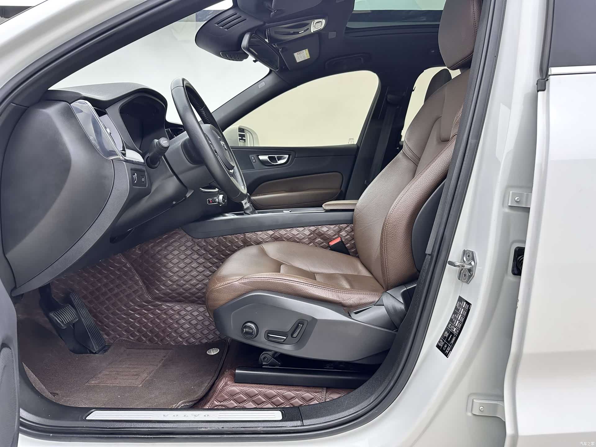 Volvo XC60, 2021 16