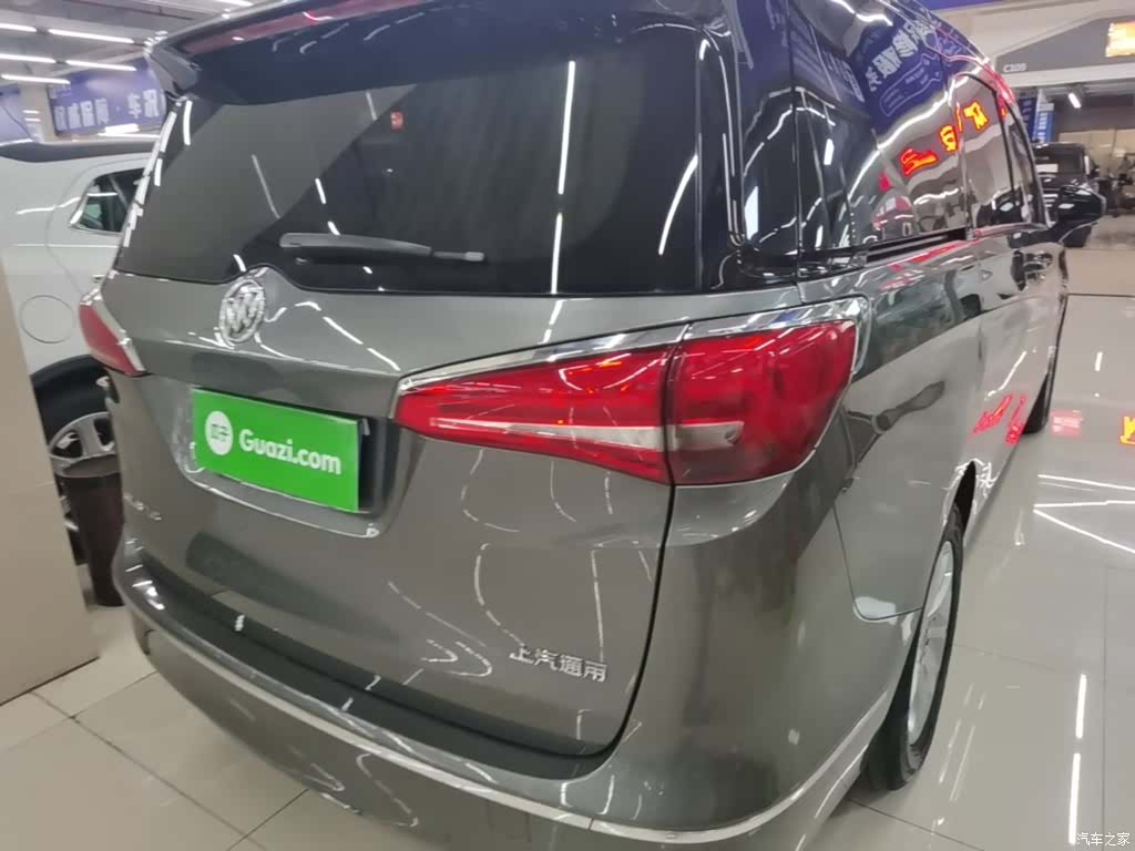 Buick GL8, 2020 8