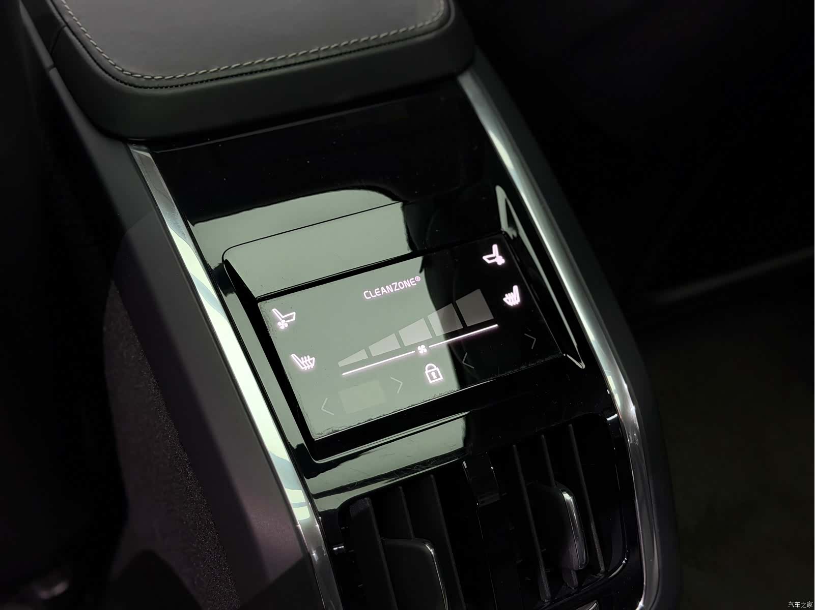 Volvo S90, 2017 20