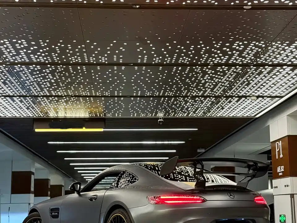 Mercedes-Benz AMG GT Mercedes-Benz AMG GT