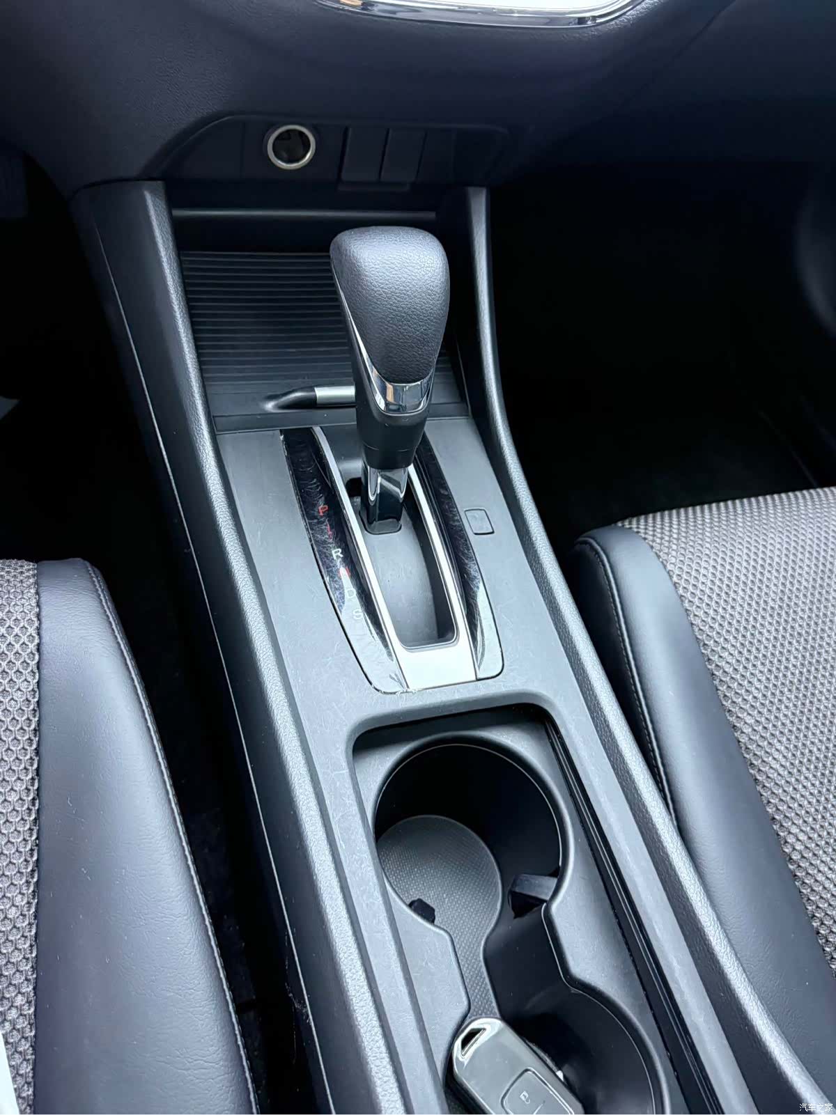 Honda Jade, 2019 13