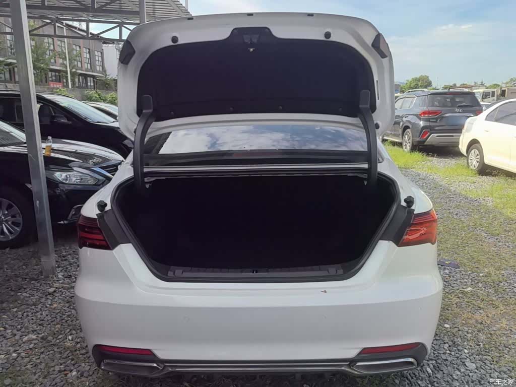 Geely Binray, 2019 19