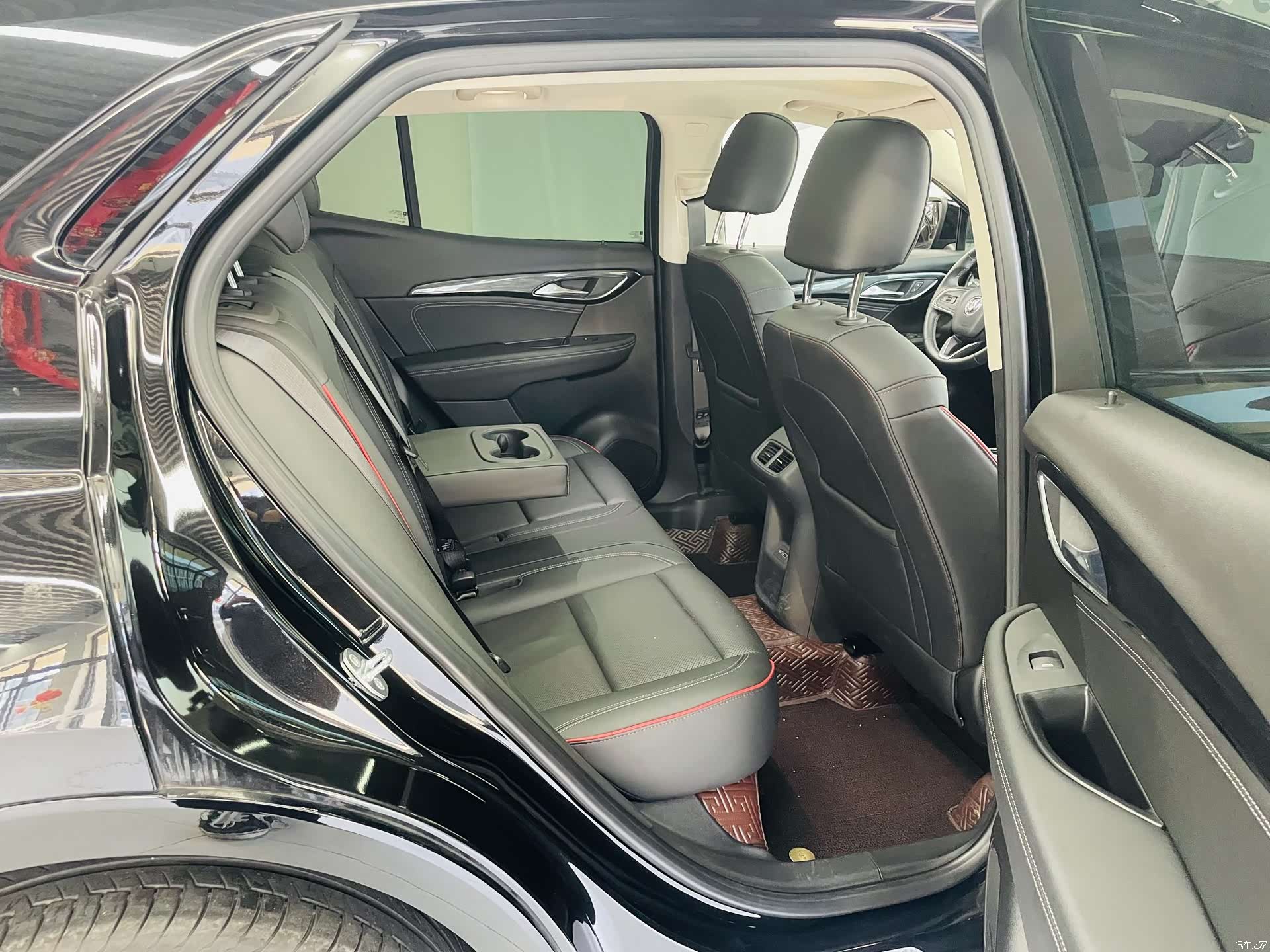 Buick Envision, 2023 11