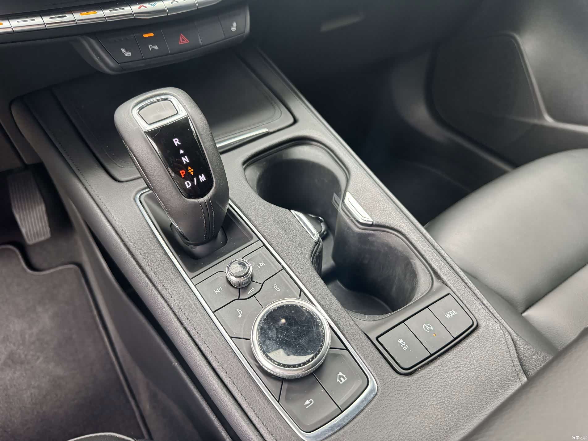 Cadillac XT4, 2019 9