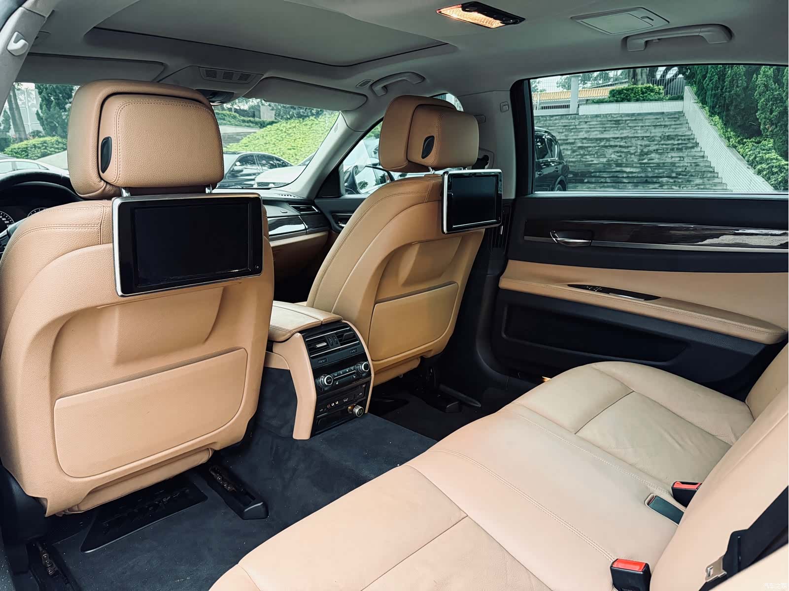 BMW 7 Series, 2015 24
