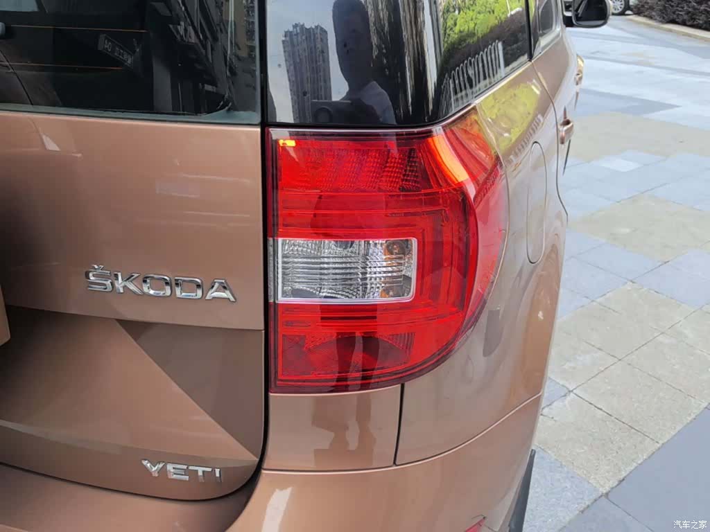 Skoda Yeti, 2014 8
