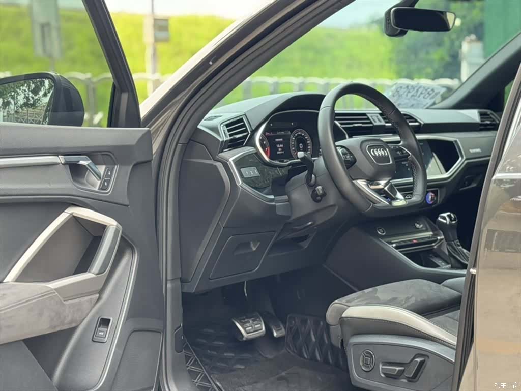 Audi Q3, 2022 16