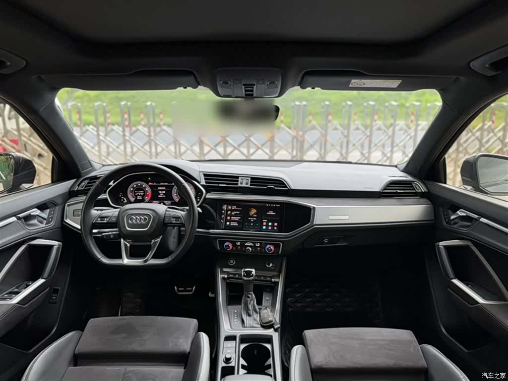 Audi Q3, 2022 21