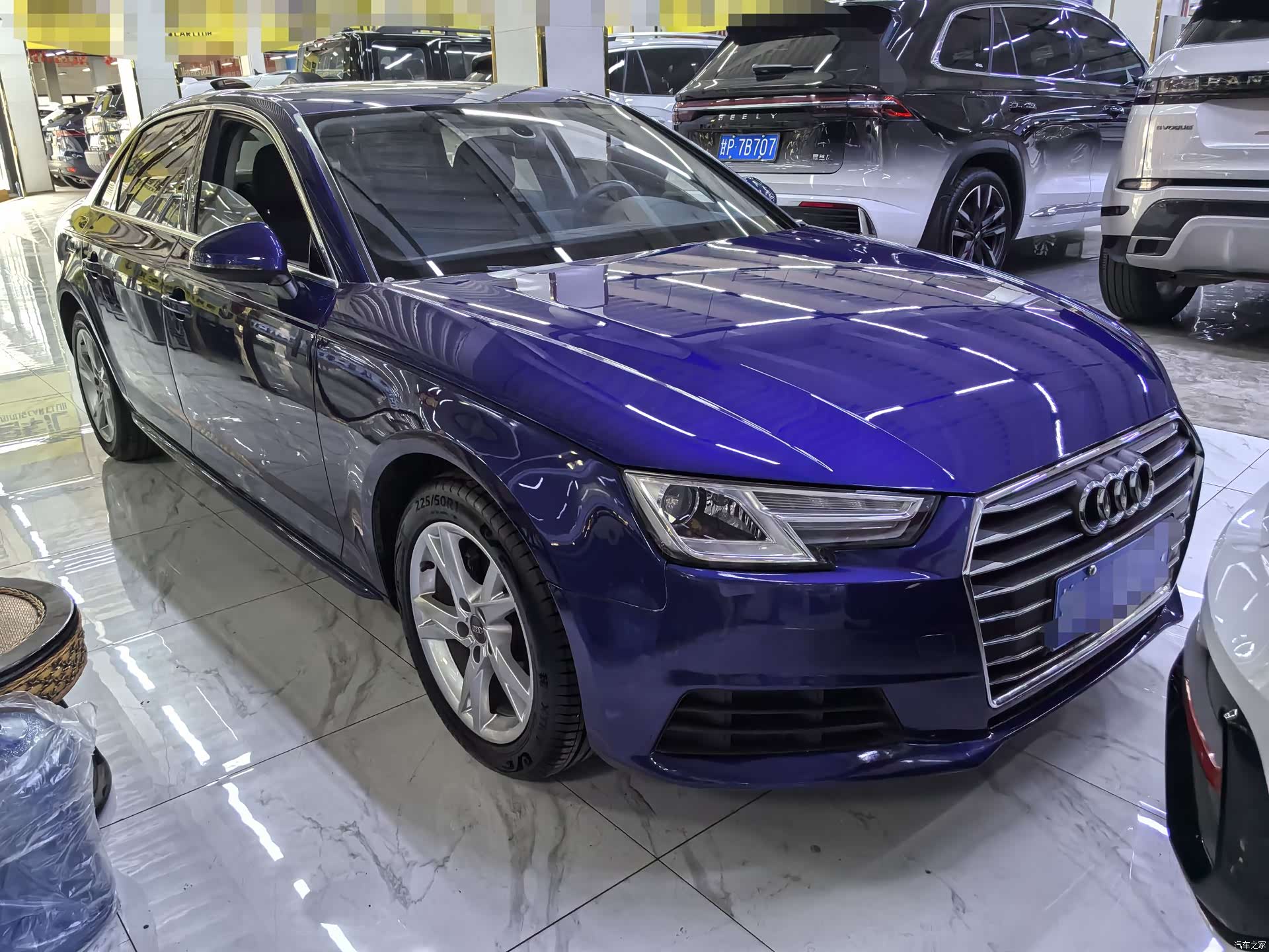 Audi A4L, 2017 3