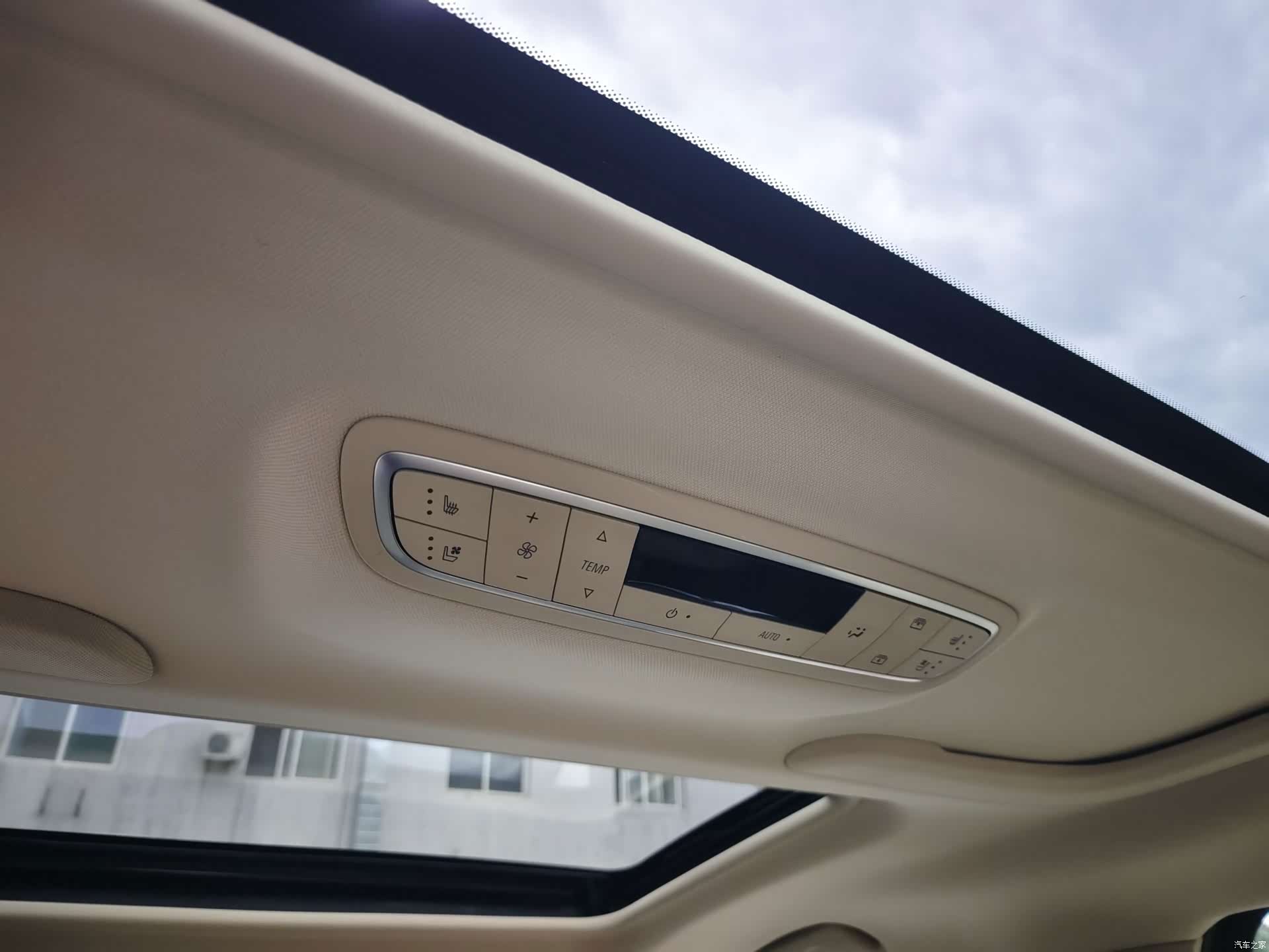 Buick GL8, 2022 20