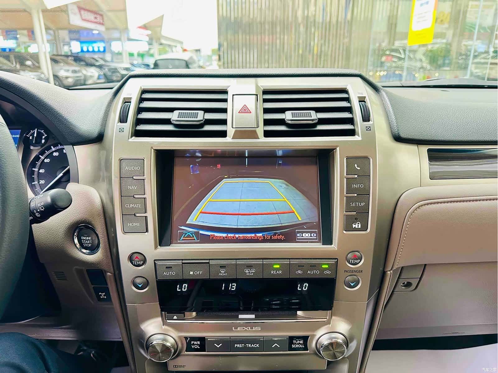 Lexus GX, 2019 13