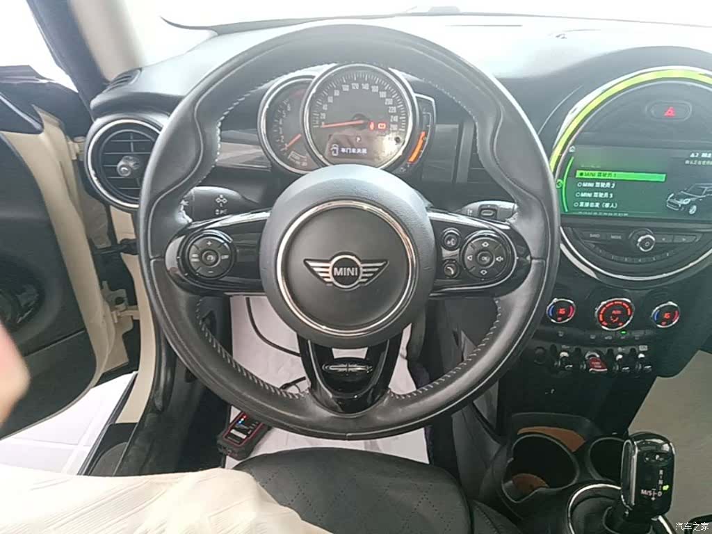 Mini Cooper, 2019 11