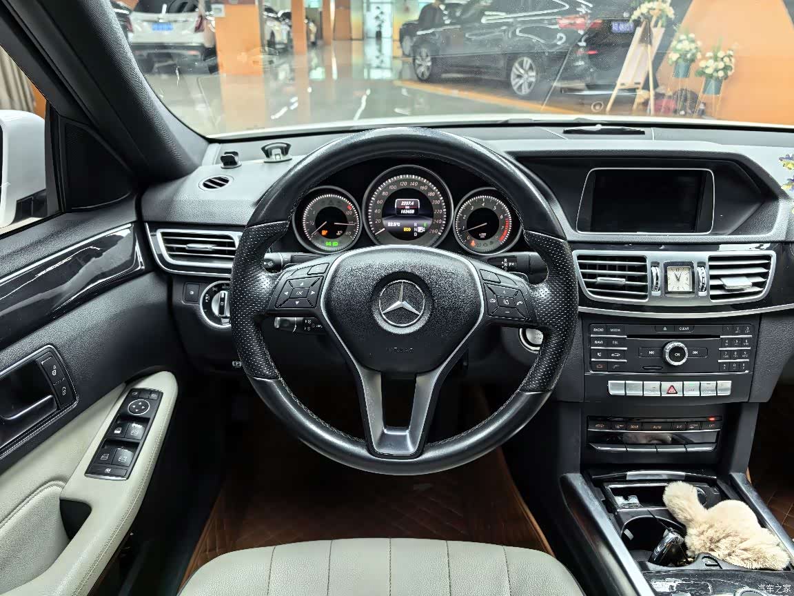 Mercedes-Benz E-Class, 2015 10