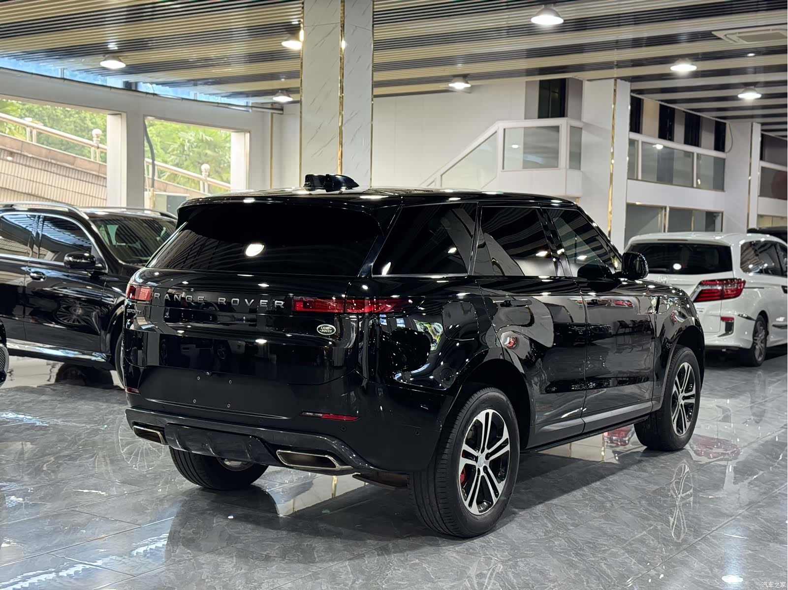 Land Rover Range Rover, 2023 11