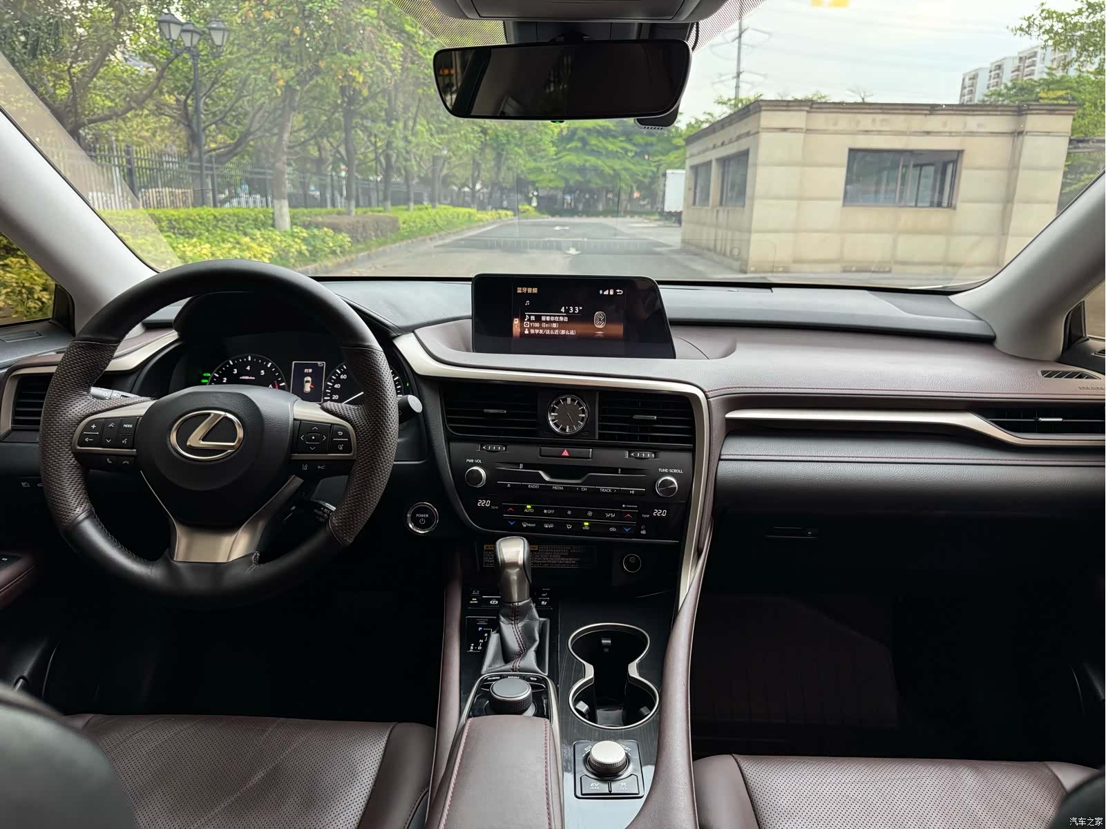 Lexus RX, 2016 11