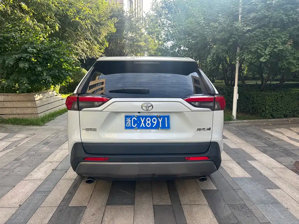 Toyota RAV4 Rongfang