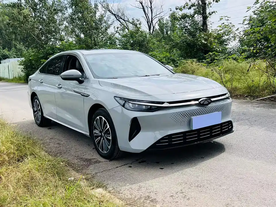 Chery Fulwin Fengyun A8