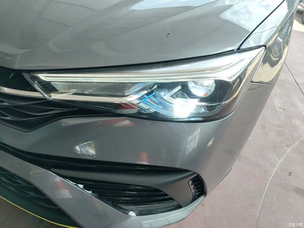 Roewe i5, 2022 24