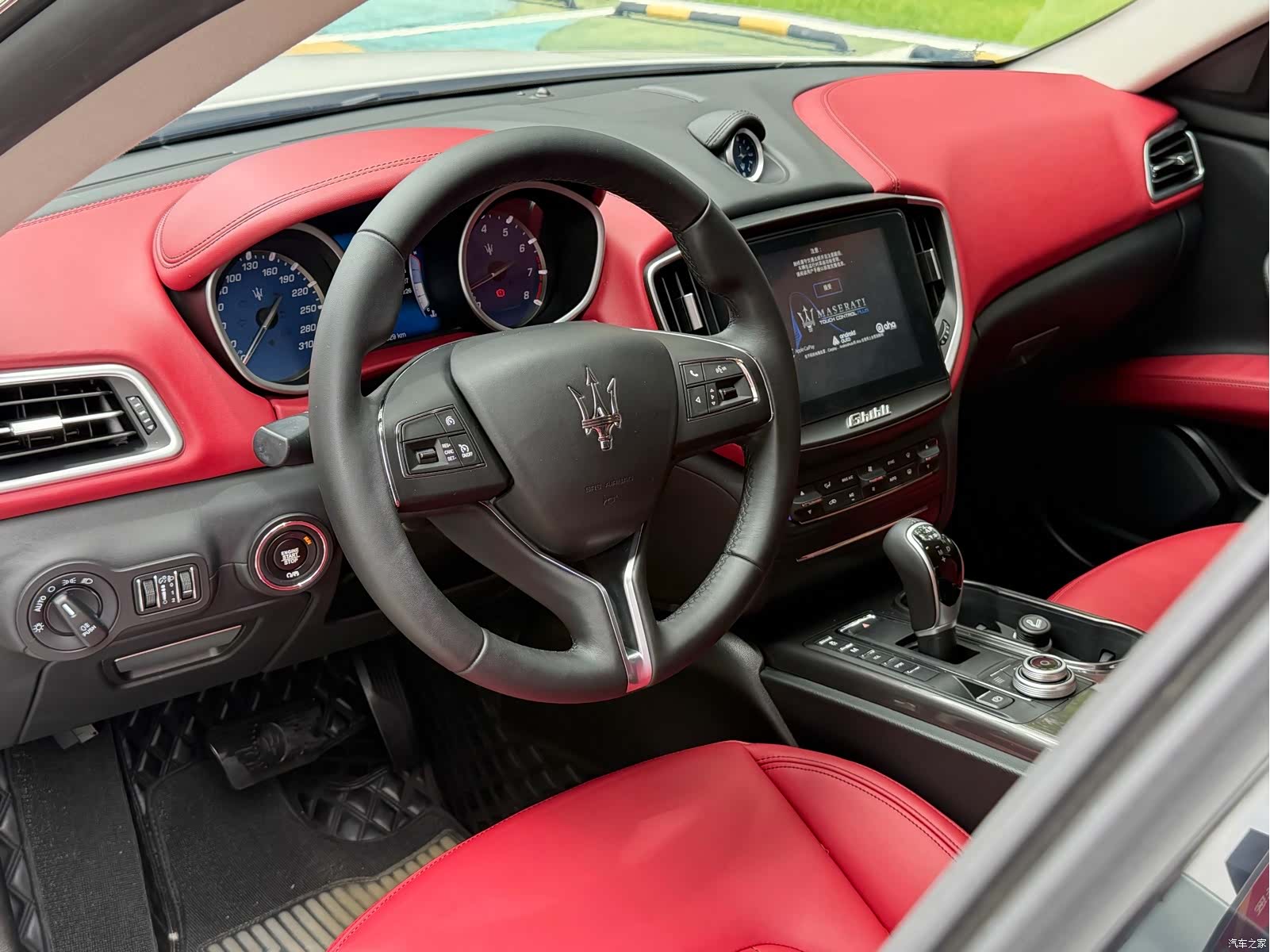 Maserati Ghibli, 2017 11