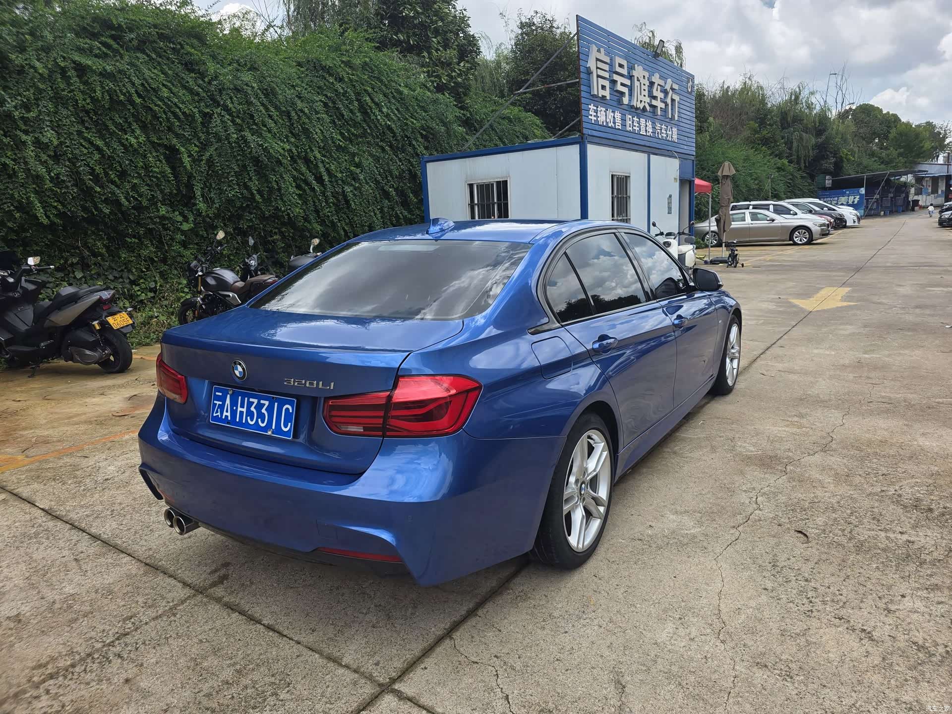 BMW 3 Series, 2018 все фото