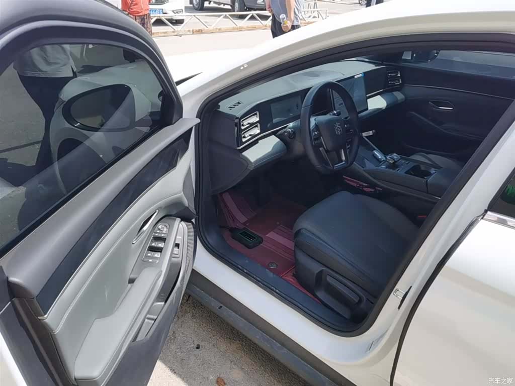 BYD Qin, 2025 15