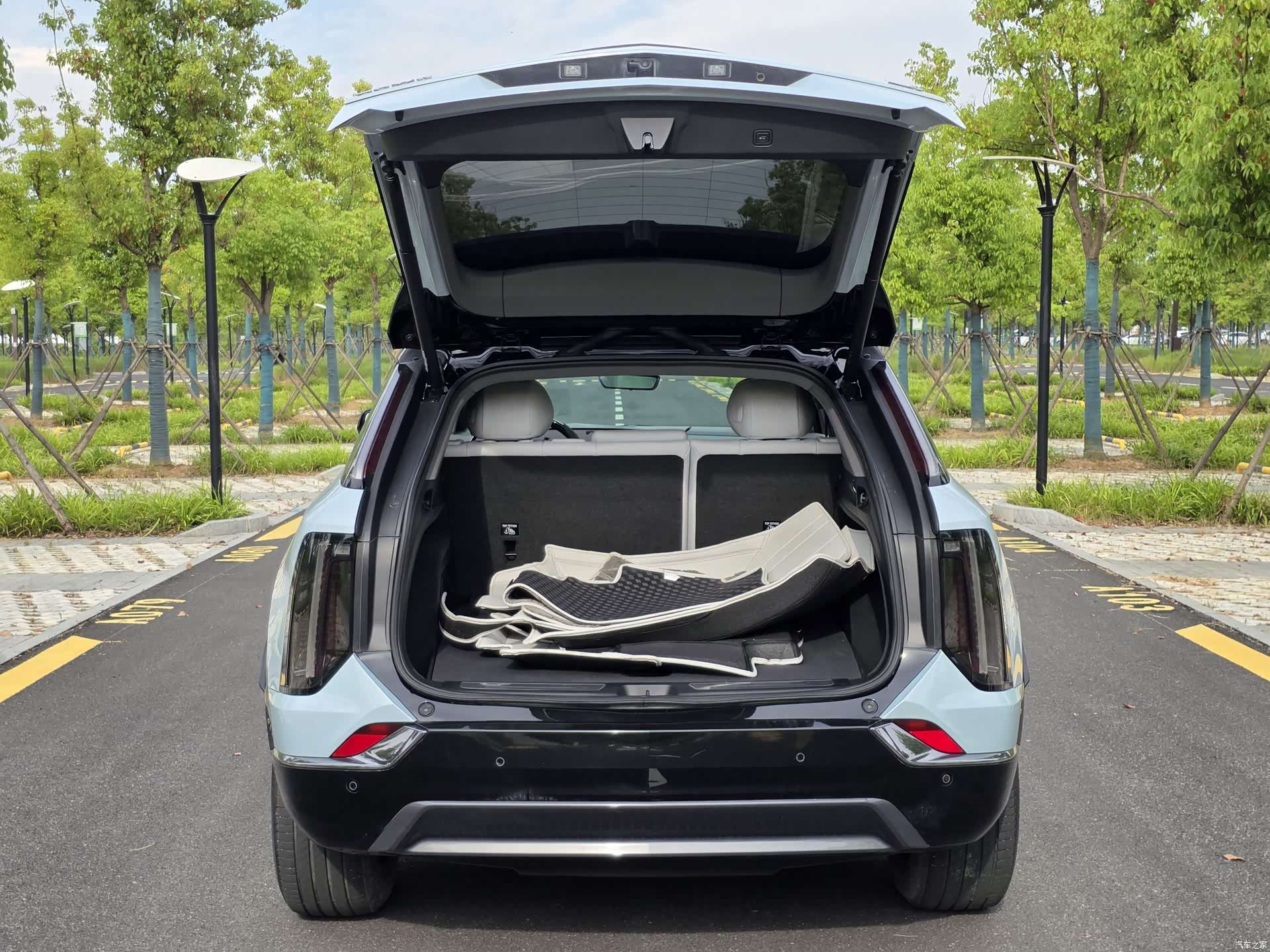 Cadillac IQ, 2024 29