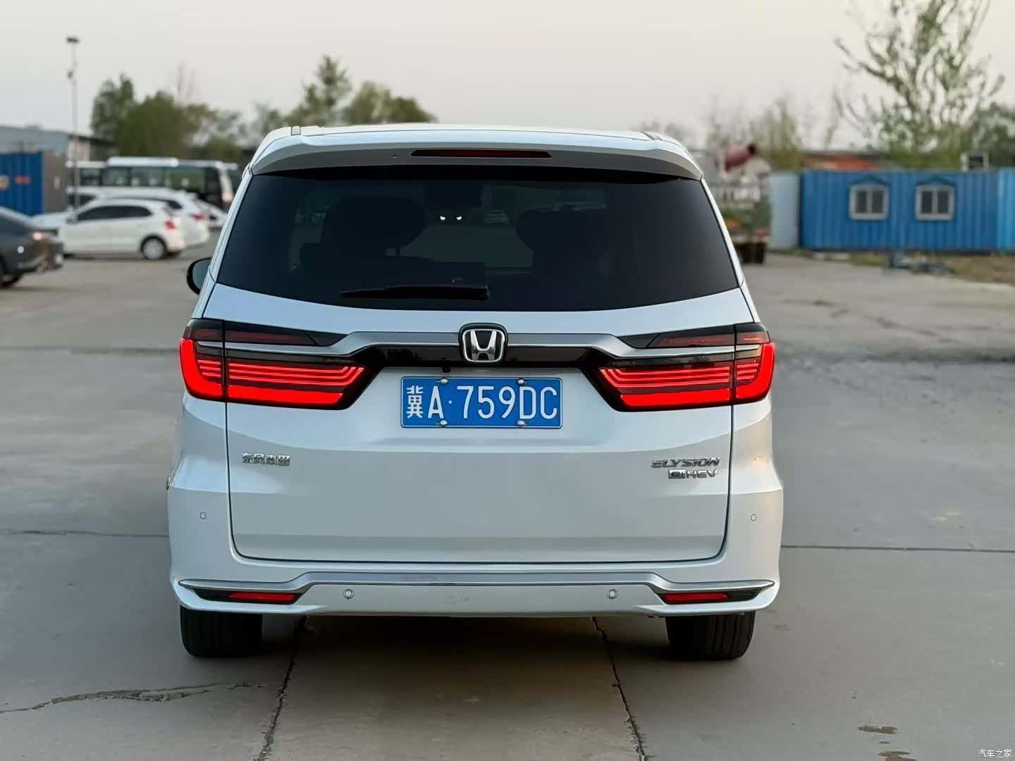 Honda Elysion, 2024 7