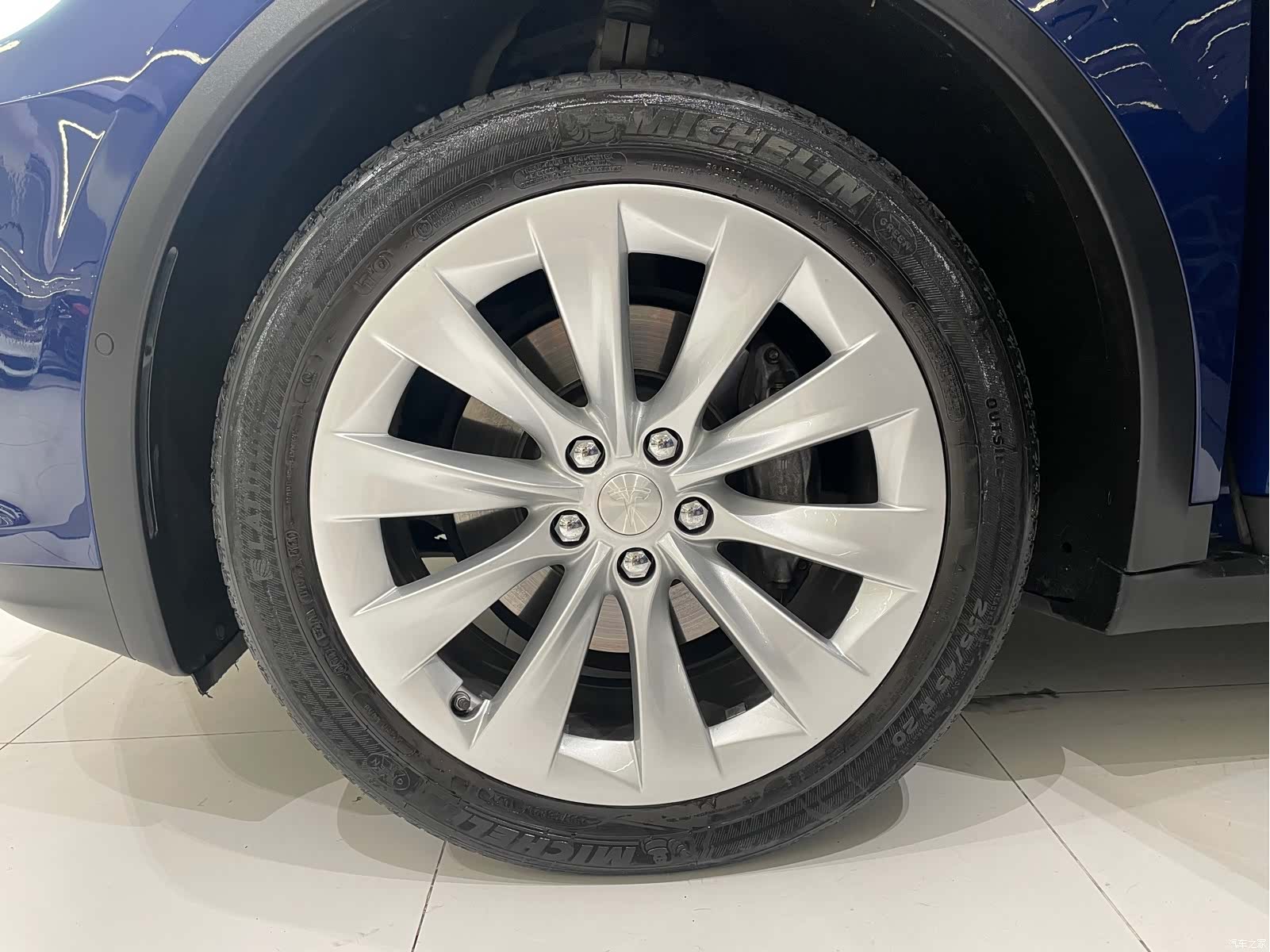 Tesla Model X, 2019 18