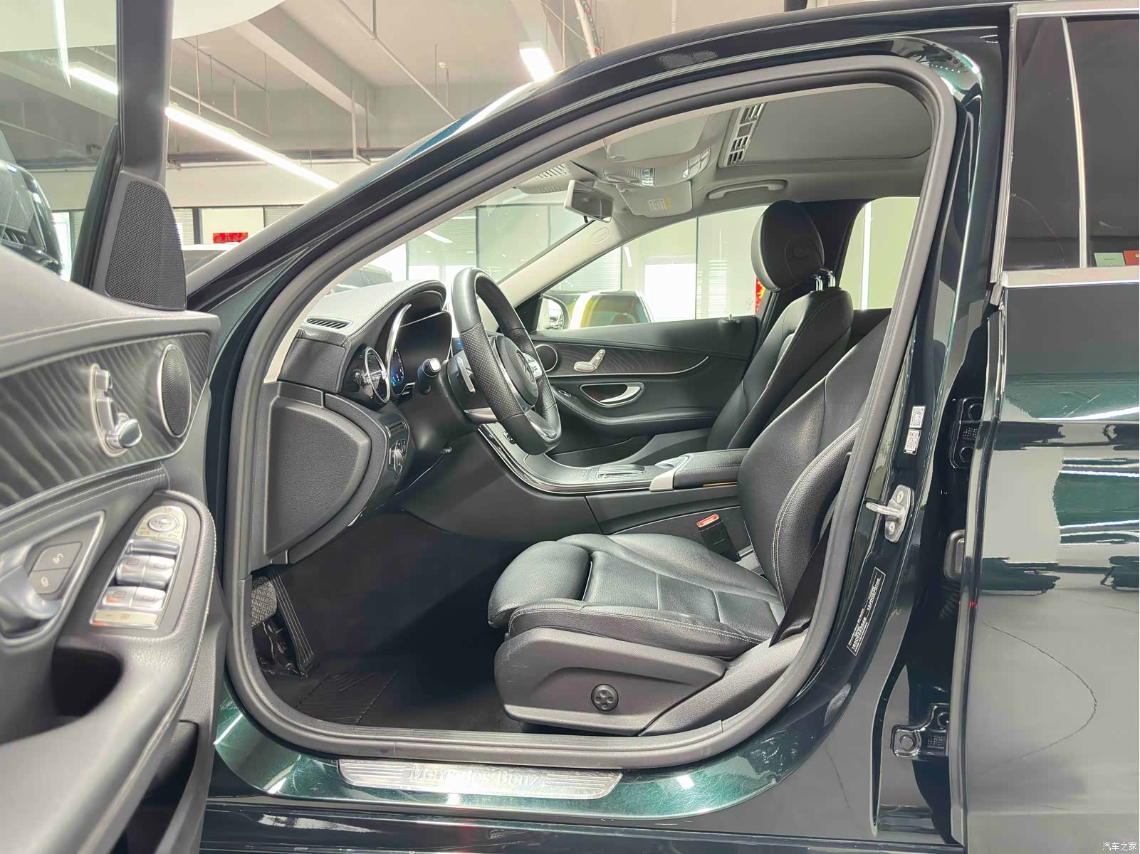 Mercedes-Benz C-Class, 2019 9