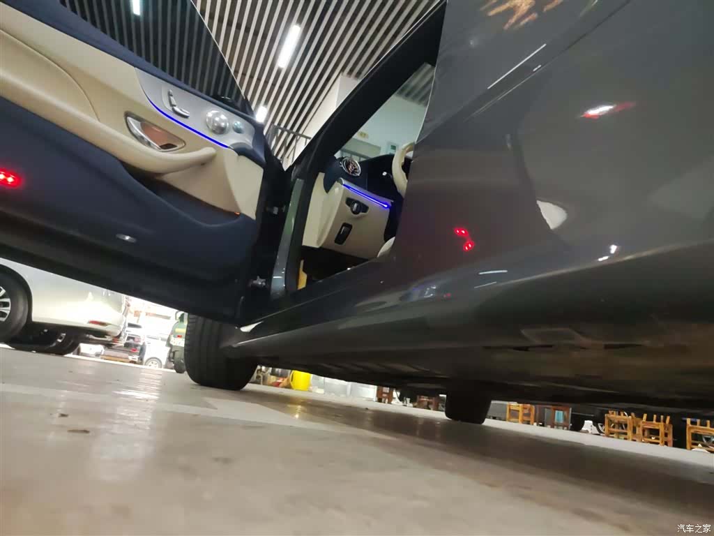 Mercedes-Benz E-Class, 2022 21