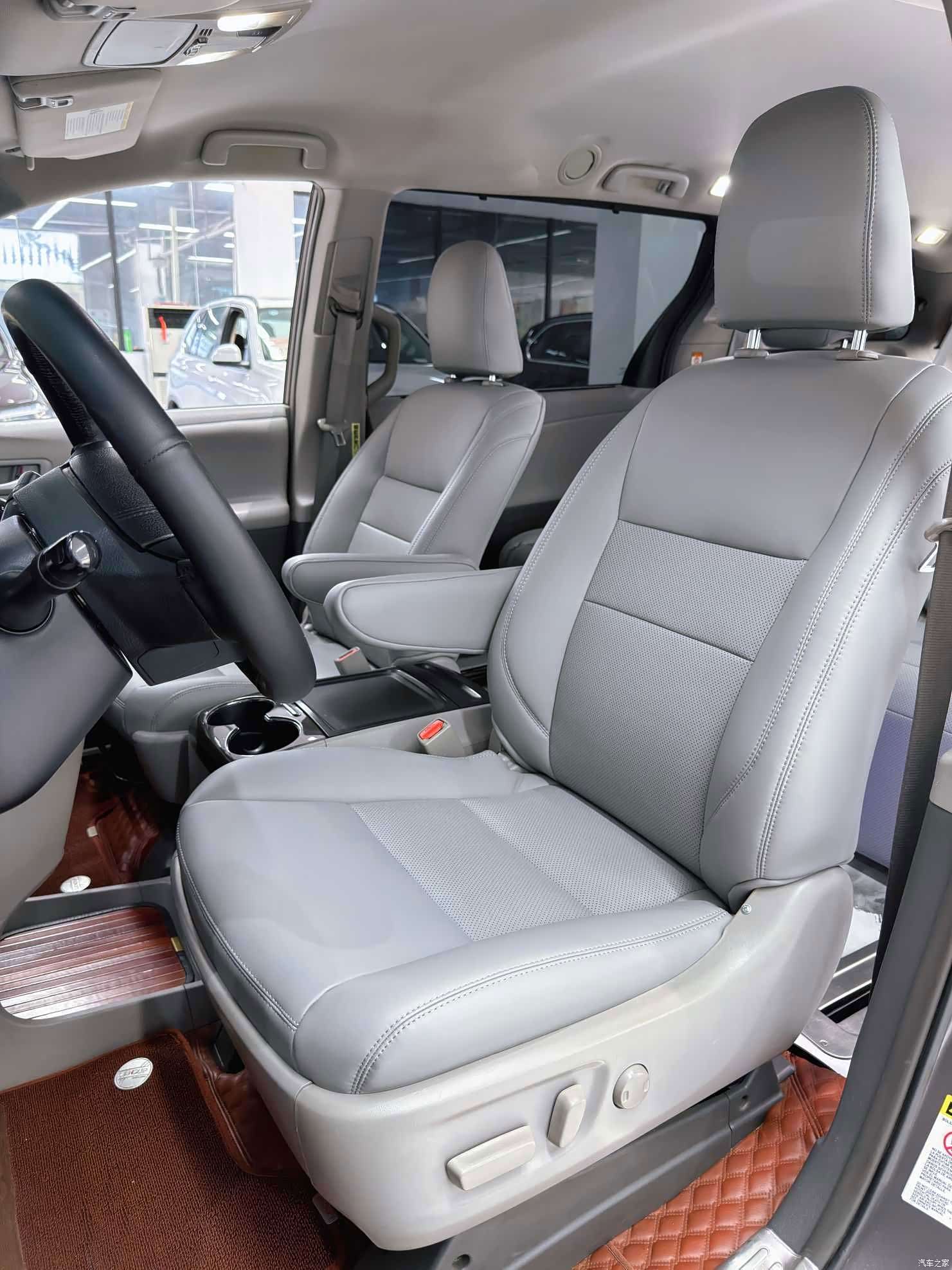 Toyota Sienna, 2017 6