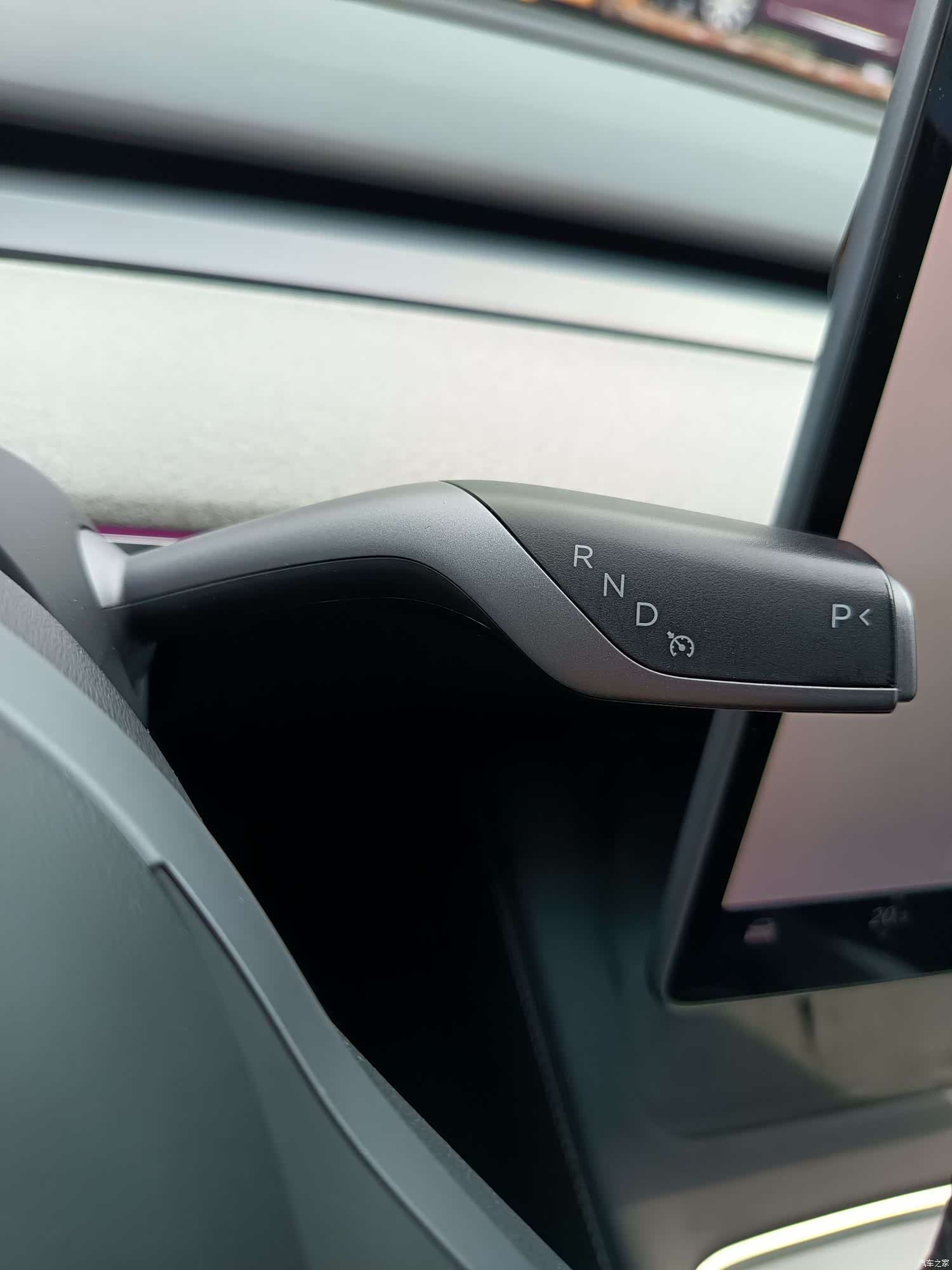 Tesla Model Y, 2024 15